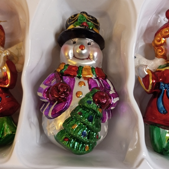 Vintage Large 7" Plastic Christmas Ornaments. - Picture 3 of 10